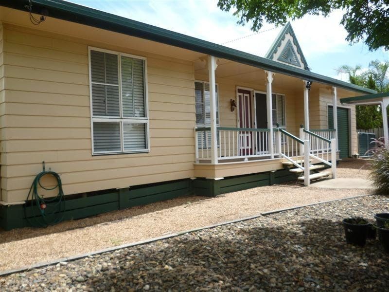11 Leichhardt Street, Dalby QLD 4405