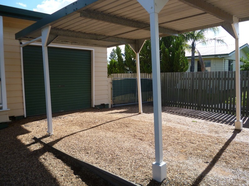 11 Leichhardt Street, Dalby QLD 4405