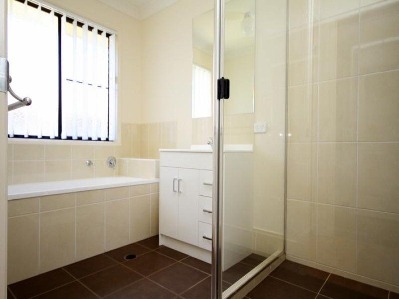 10 Galilee Street, Dalby QLD 4405