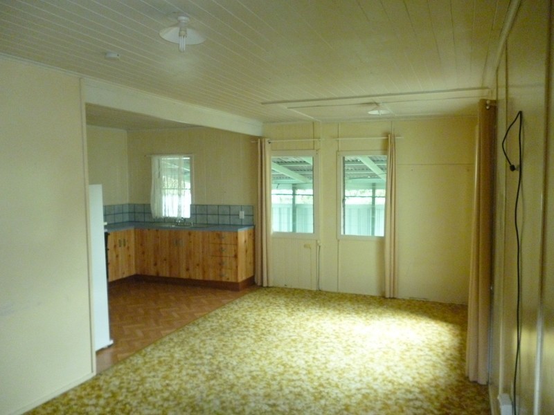 2/60A Curtis Street, Dalby QLD 4405