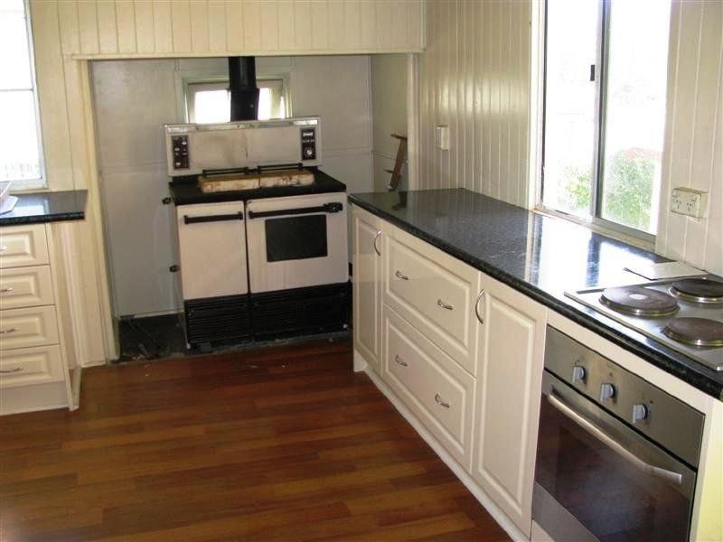 62 Wallace Street, Bell QLD 4408