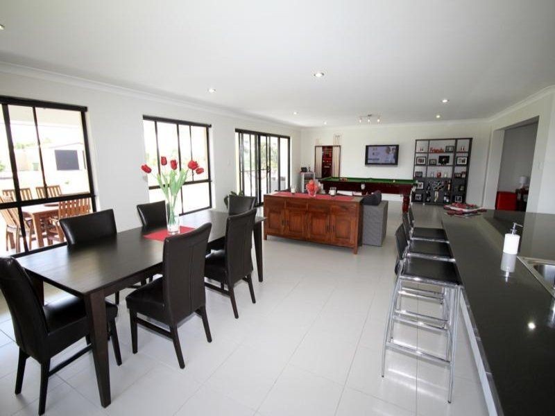 37 Southern Cross Drive, Dalby QLD 4405