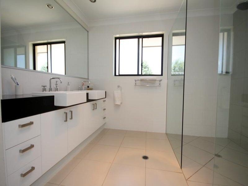 37 Southern Cross Drive, Dalby QLD 4405