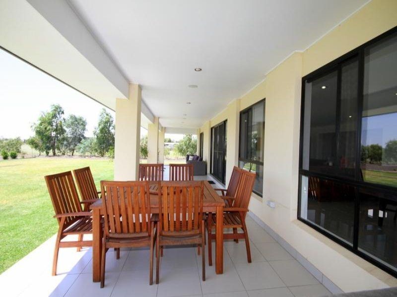 37 Southern Cross Drive, Dalby QLD 4405