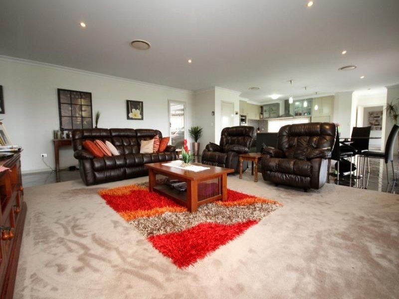 11 Henderson Street, Dalby QLD 4405