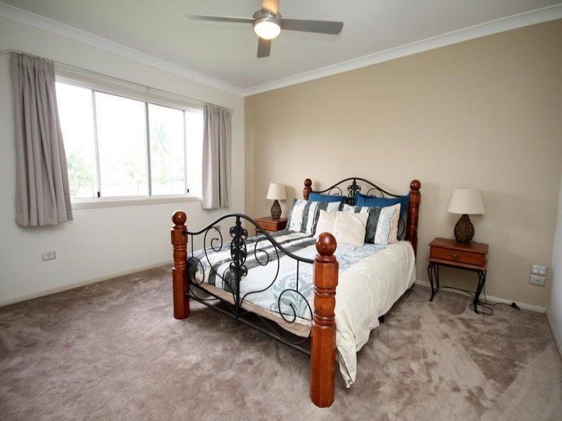 11 Henderson Street, Dalby QLD 4405