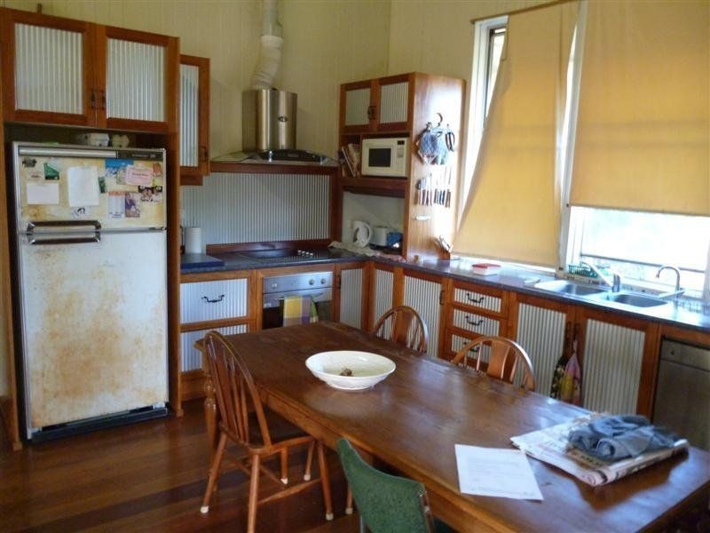 18 Mcphee Road, Bell QLD 4408