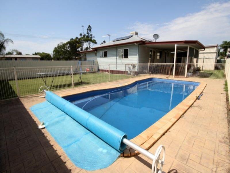 90 Charles Street, Dalby QLD 4405