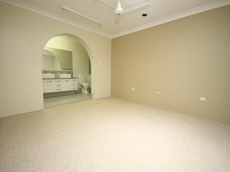 173 Pratten Street, Dalby QLD 4405