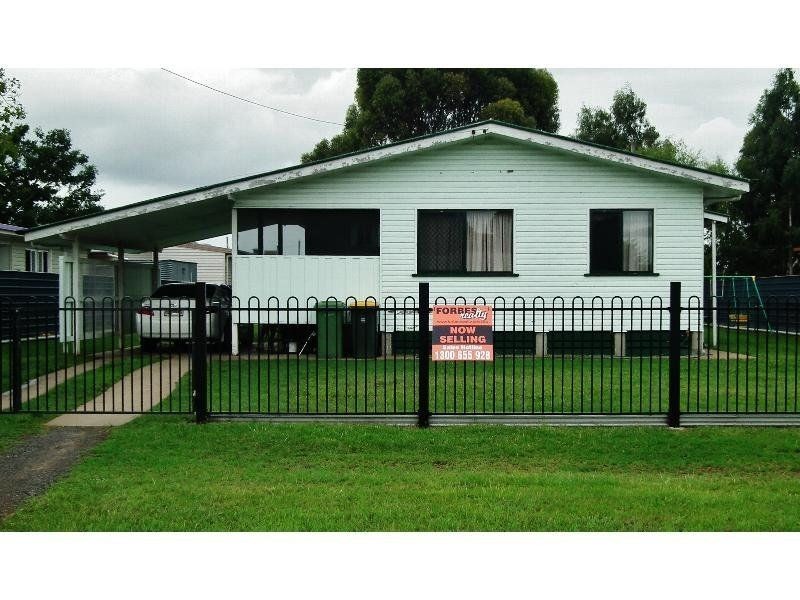 31 Moreton Street, Dalby QLD 4405