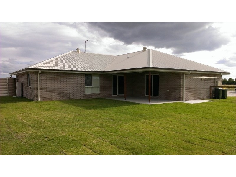 38 Vanessa Drive, Dalby QLD 4405