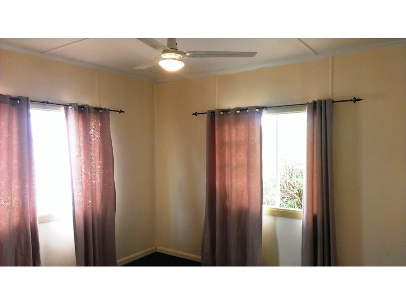 130 Pratten Street, Dalby QLD 4405