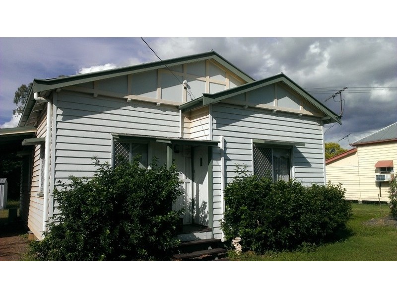 7 Horace Street, Dalby QLD 4405