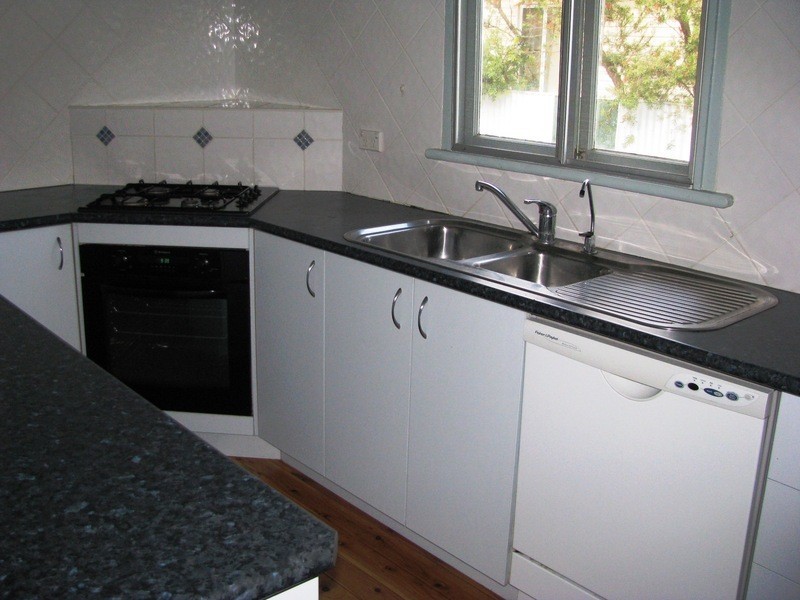 10  Dunmall St, Dalby QLD 4405