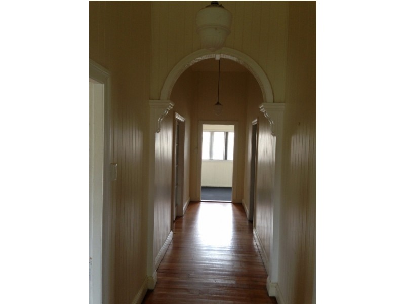 11 Williams St, Dalby QLD 4405