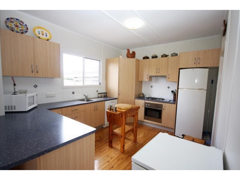 13 Coutts Street, Dalby QLD 4405