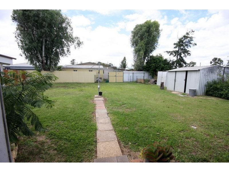 13 Coutts Street, Dalby QLD 4405