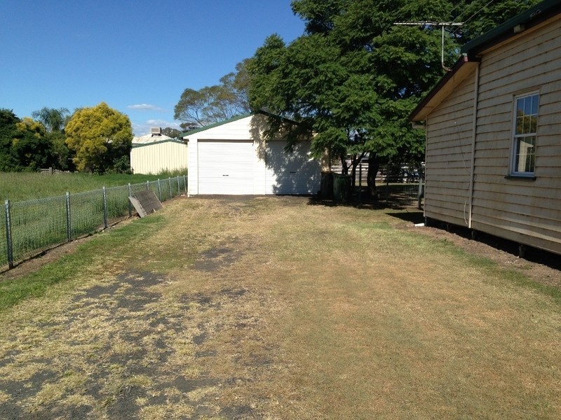 41  Nicholson Street, Dalby QLD 4405