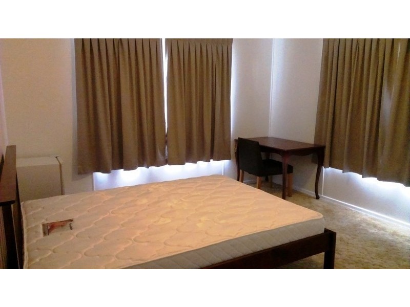 77 Condamine Street, Dalby QLD 4405