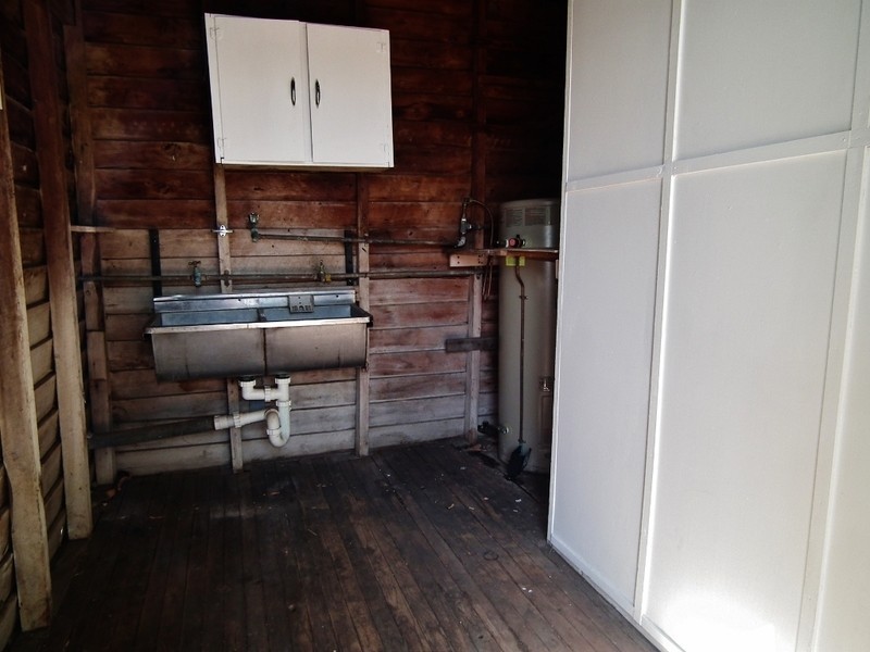 9 Nicholson Street, Dalby QLD 4405