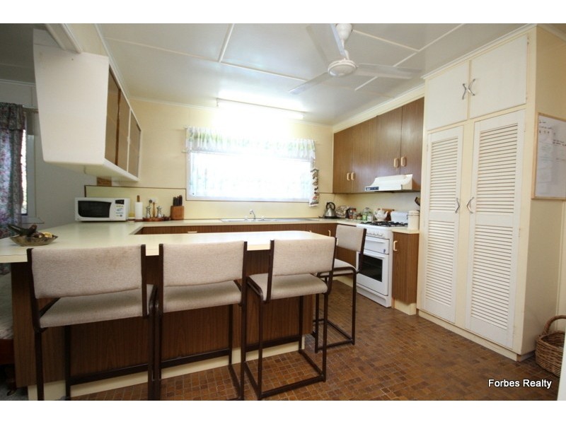 128 Edward Street, Dalby QLD 4405