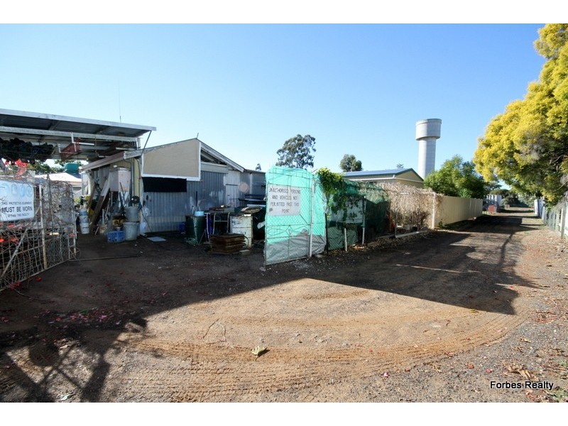 128 Edward Street, Dalby QLD 4405