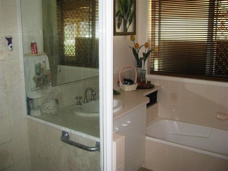 1 Ensor Street, Bell QLD 4408