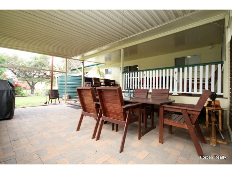 81 Wood Street, Dalby QLD 4405