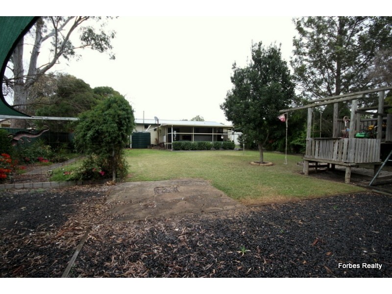 81 Wood Street, Dalby QLD 4405