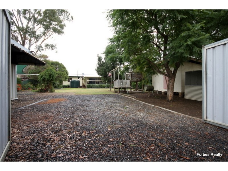 81 Wood Street, Dalby QLD 4405