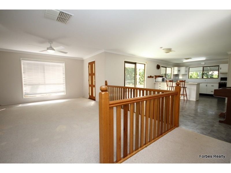 27 College Crescent, Dalby QLD 4405