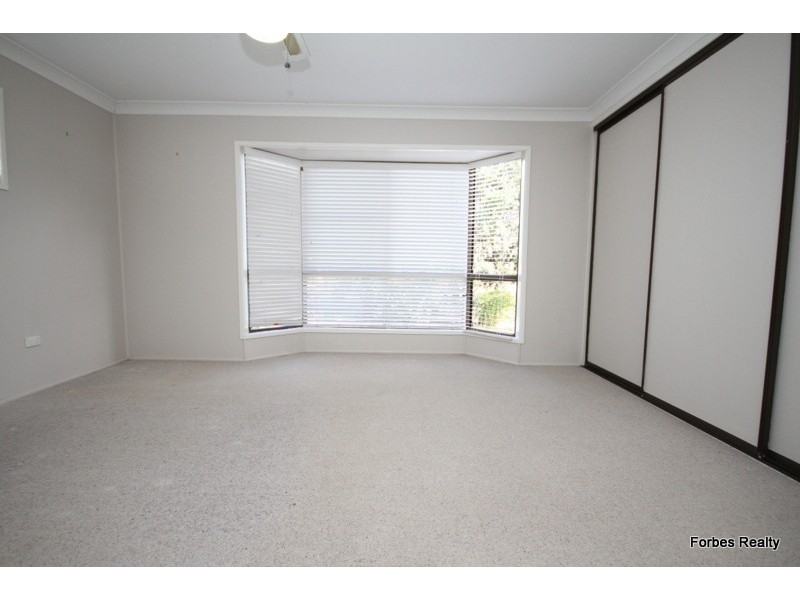 27 College Crescent, Dalby QLD 4405