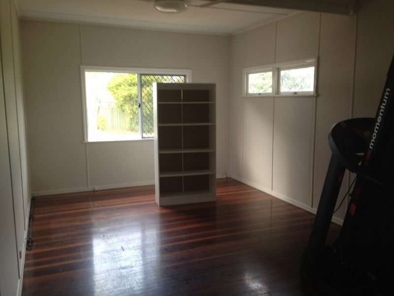 21 Coutts St, Dalby QLD 4405