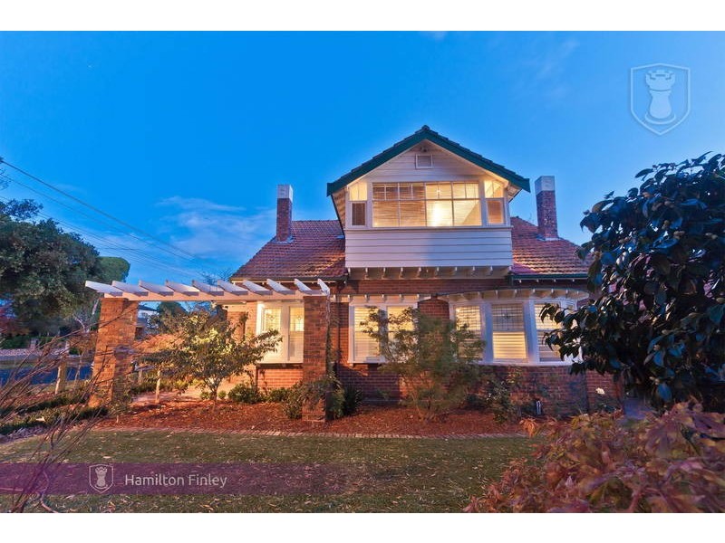 Peverill  Street, Balwyn VIC 3103