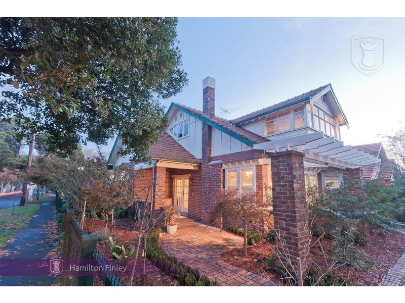 Peverill  Street, Balwyn VIC 3103