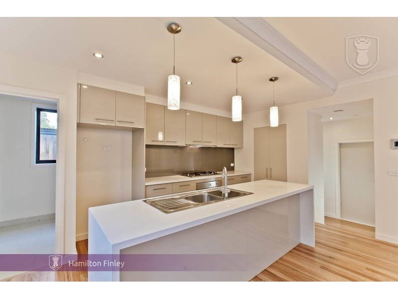 3/7 Johnston Street, Burwood VIC 3125