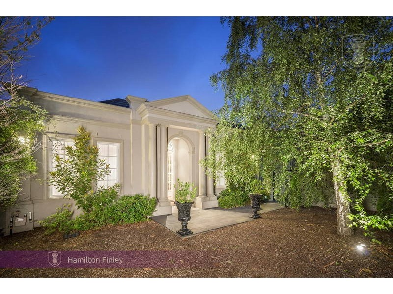 89  Broughton Road, Surrey Hills VIC 3127