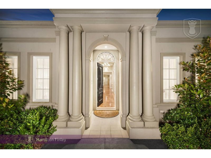 89  Broughton Road, Surrey Hills VIC 3127