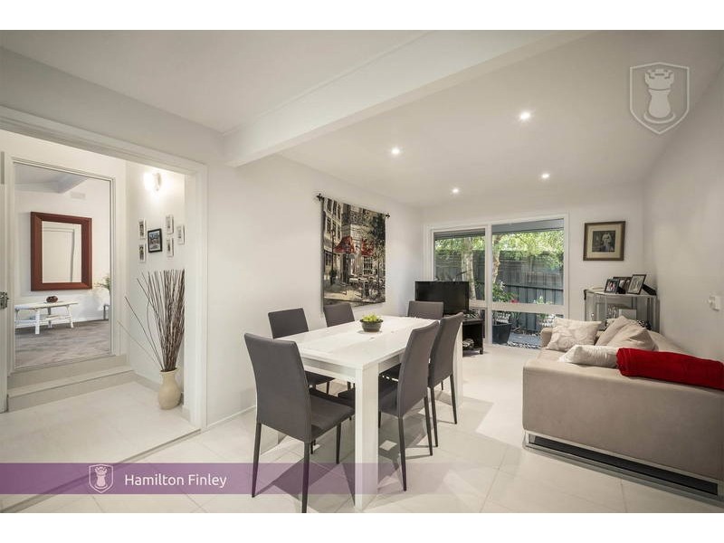 23 Ranleigh Rise, Templestowe Lower VIC 3107
