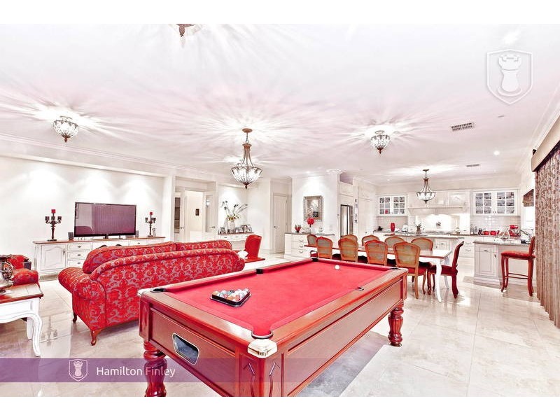 88 Woodhouse Grove, Box Hill VIC 3128