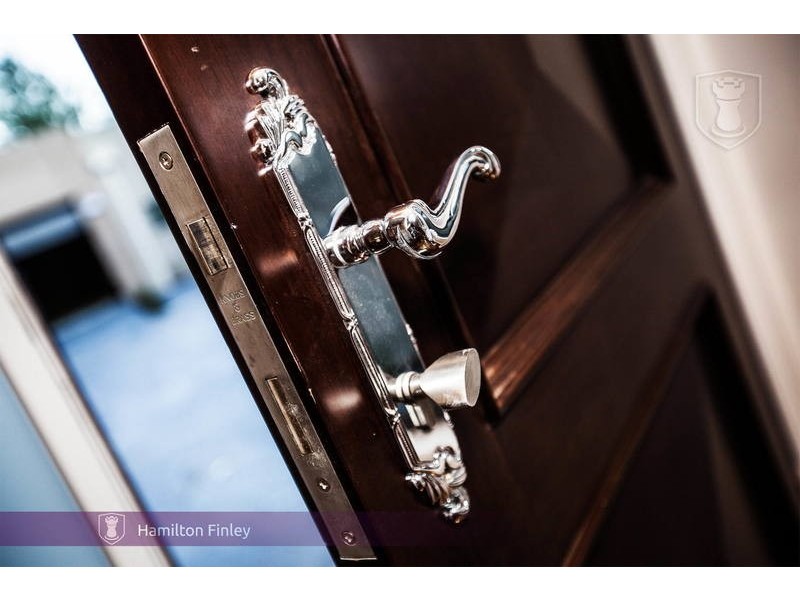 2/14 Farleigh Avenue, Burwood VIC 3125