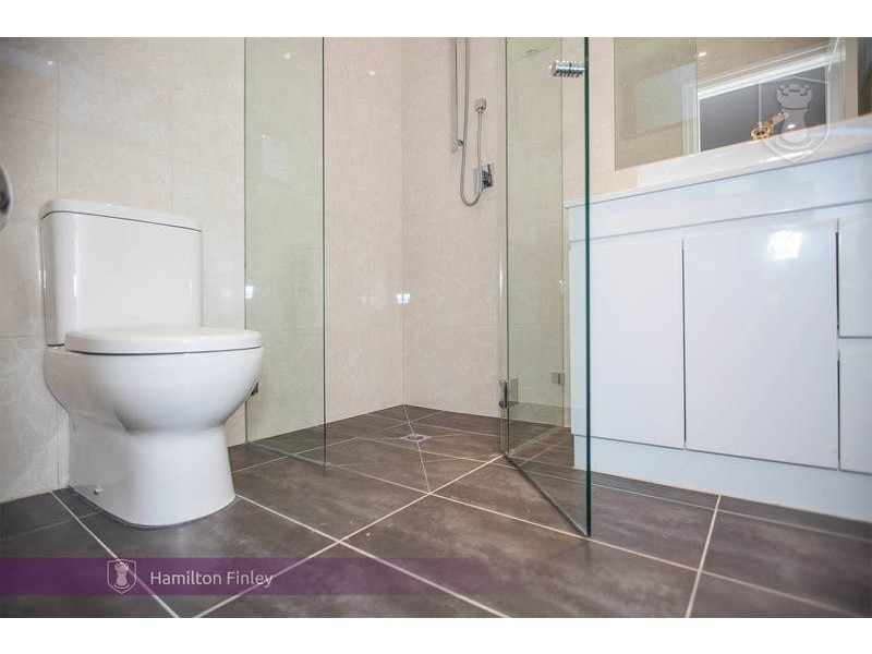 2/14 Farleigh Avenue, Burwood VIC 3125