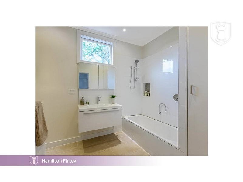 17 Birdwood Street, Box Hill South VIC 3128