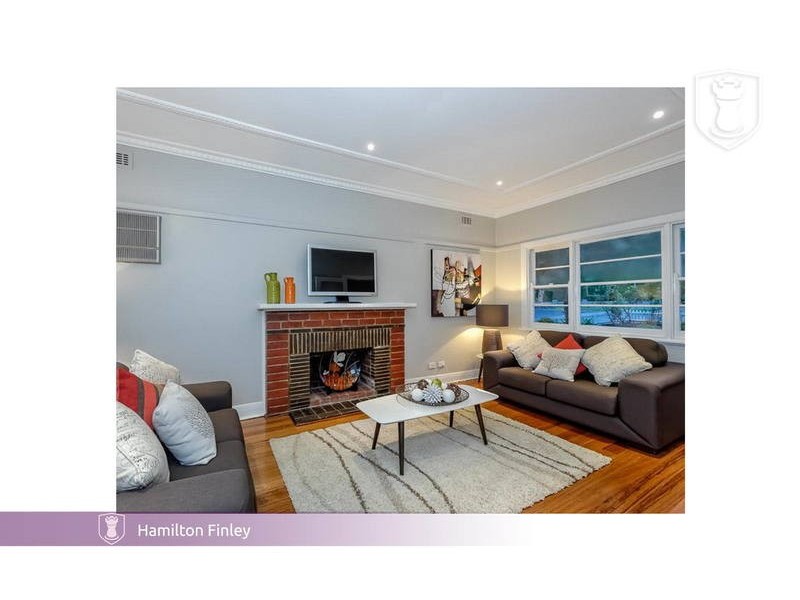 17 Birdwood Street, Box Hill South VIC 3128