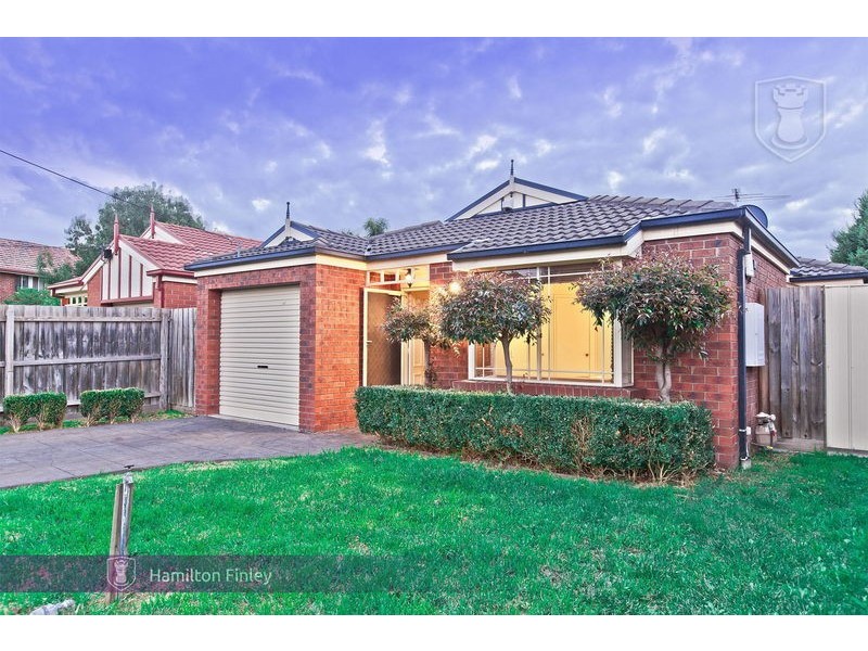 98 Ramu Parade, Heidelberg West VIC 3081