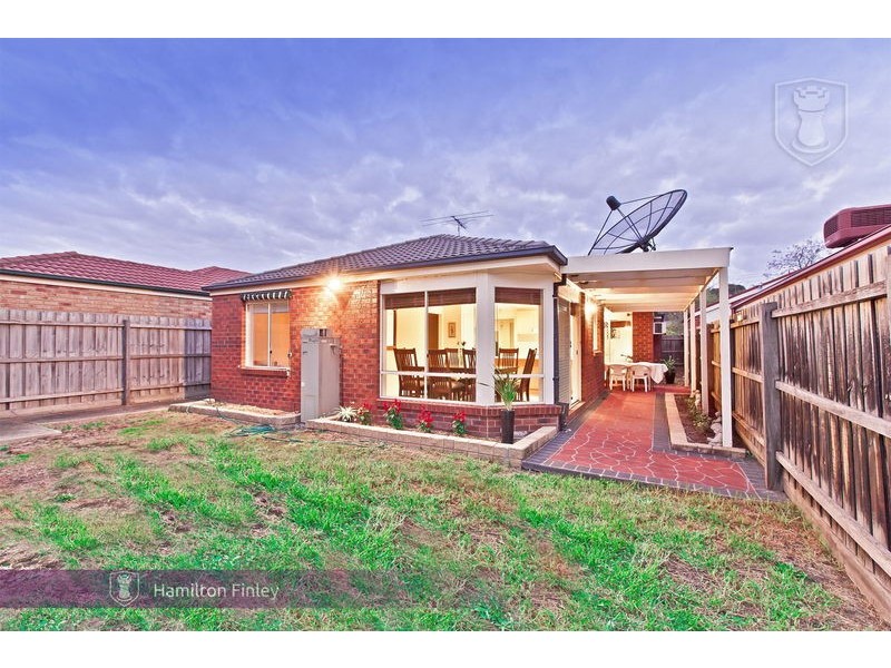 98 Ramu Parade, Heidelberg West VIC 3081