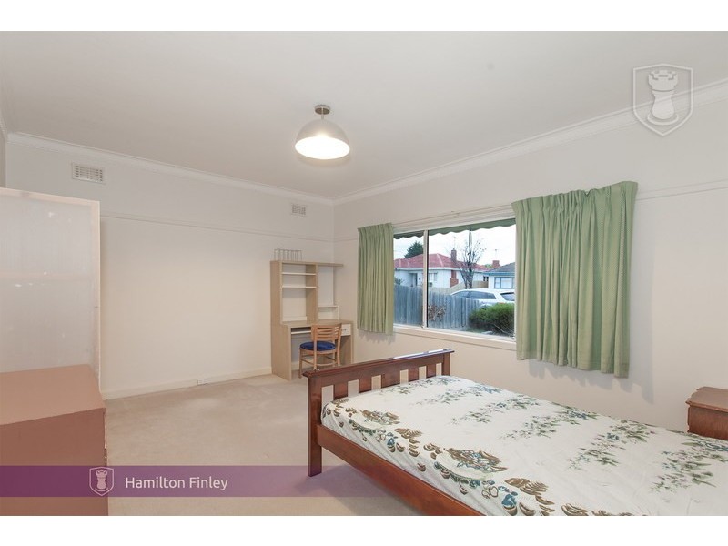 8 Keogh Street, Burwood VIC 3125