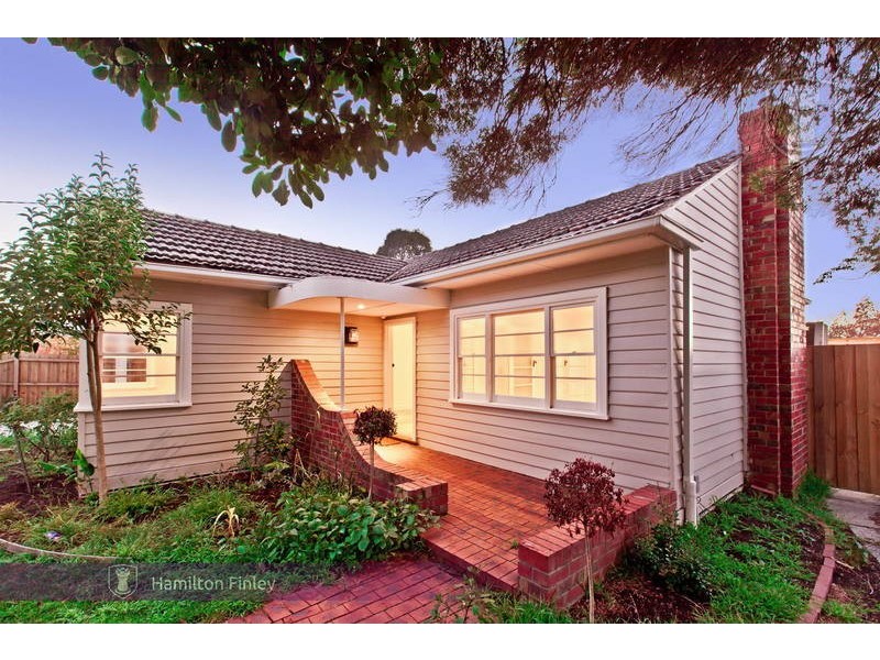 17 Birdwood Street, Box Hill South VIC 3128