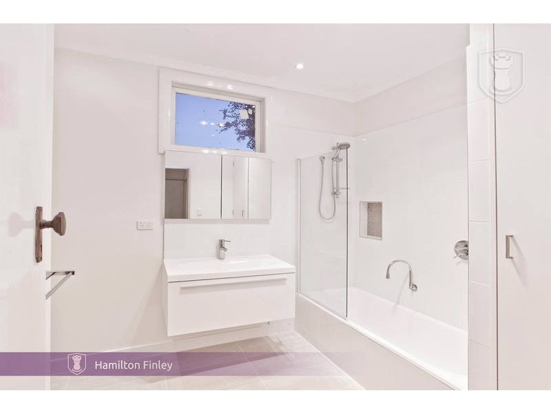 17 Birdwood Street, Box Hill South VIC 3128