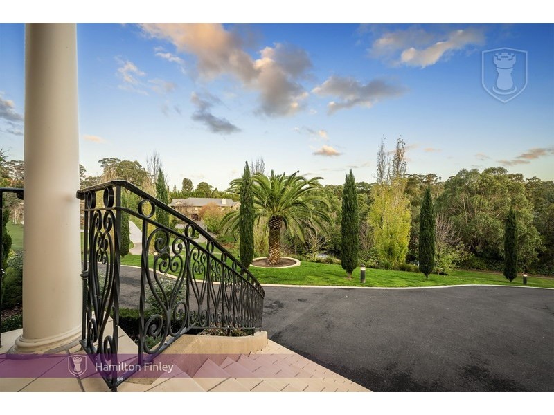 1 Harcourt Place, Lower Plenty VIC 3093